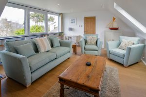 First floor lounge at Beachcombers