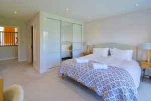 Large Superking ensuite bedroom at Blue Seas