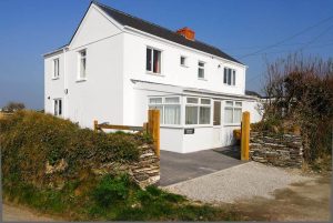 Front exterior view of Carnavis Cottage