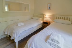 Twin bedroom at Gortheren