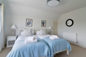 Twin bedroom on first floor at Herongate