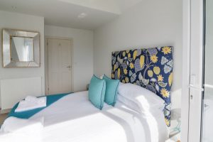 Kingsize bedroom from juliet balcony at Herongate