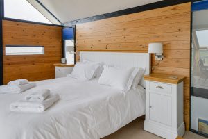 First floor ensuite superking bedroom at Morvoren