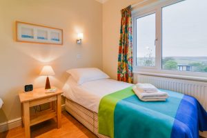 Twin bedroom on ground floor at Parc Vean