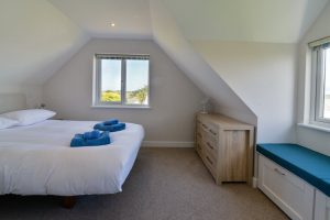 First floor, King sized bedroom at Pendoric