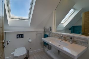 En suite bathroom from bedroom 4 on the first floor