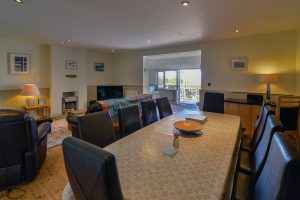 Open plan dining area and lounge at Wispa