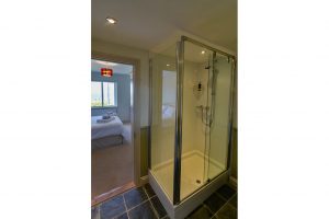 En suite bathroom from bedroom 1 at Wispa