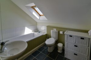 Bathroom on the second floor at Wispa with separate bath tub