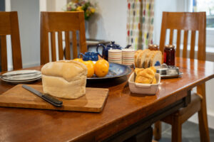Oak dining table at Carrek Cottage