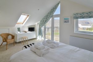 The first floor ensuite king bedroom at Trebriani