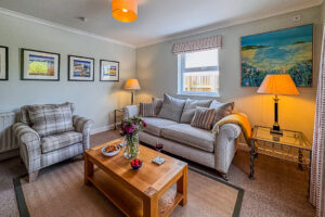 Smaller lounge at Newlands