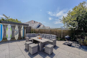 Outdoor patio and seating at Newlands