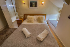 King bedroom at Millingworth Mill