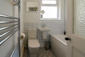 Main bathroom with bath tub on the ground floor at Lowena