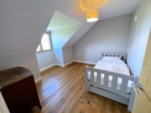 Single bedroom on the first floor at Ysella