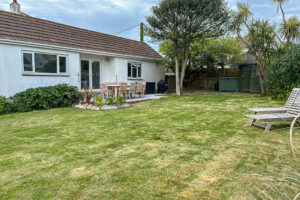 The rear garden at Tristan