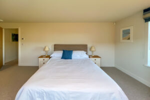 Ground floor king ensuite bedroom at Cornerstones