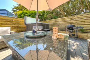 Outside dining area at No 1 Treglos Gardens