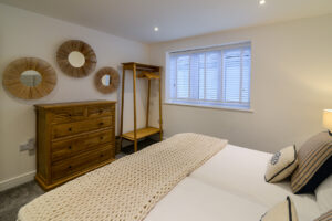 Ground floor Super king/twin bedroom at Morwynsow