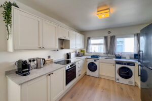 Kitchen area with facilities at No 8 Sandhills
