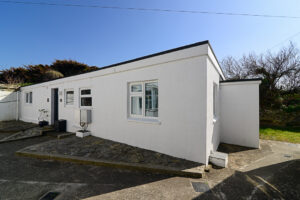 Front of No 8 Sandhills