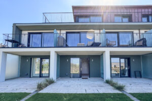 Patio and balcony at No 2 Treglos